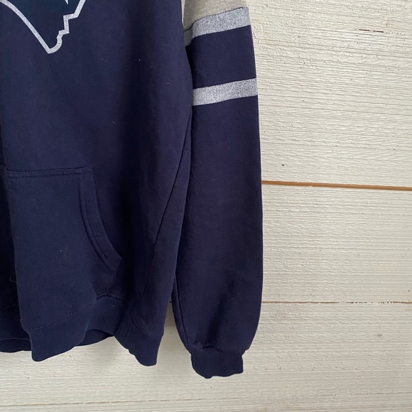 Youth Patriots Hooded Sweatshirt. Size XL. 18/20 - Picture 7 of 8